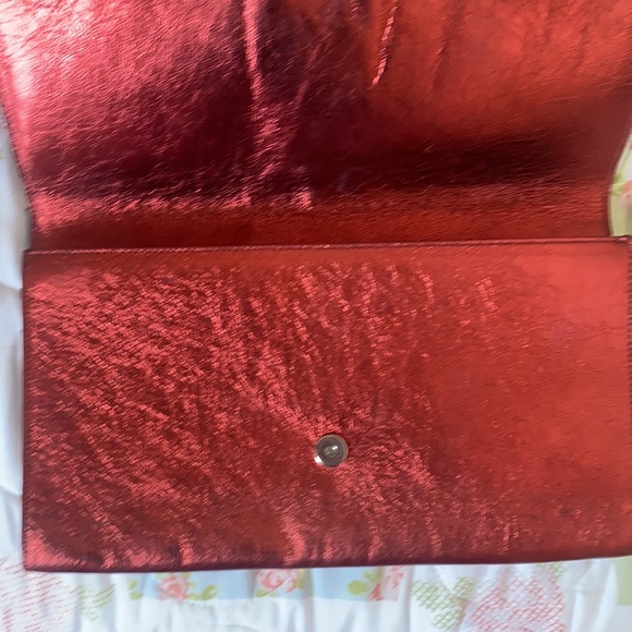 RARE metallic red YSL Belle du Jour leather clutch - Picture 7 of 16